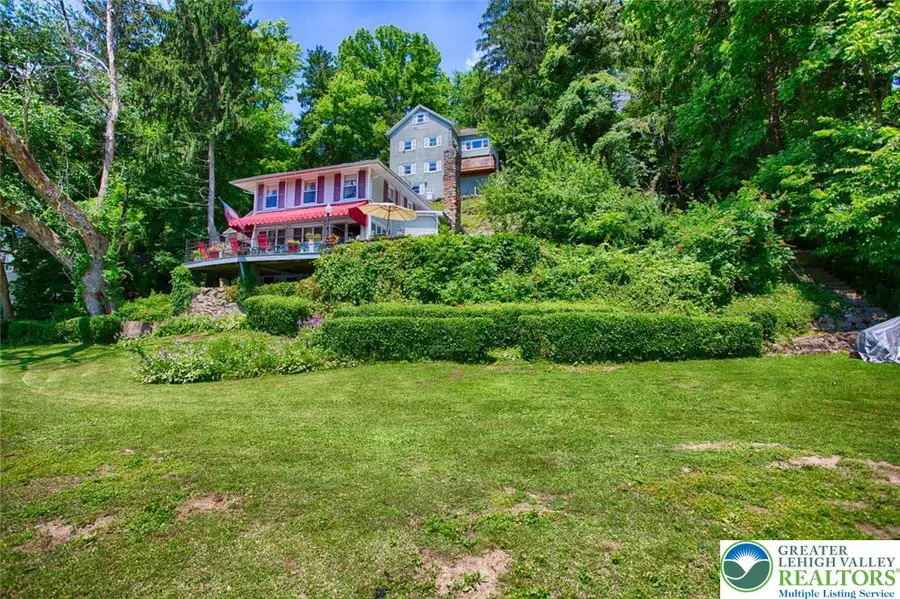 5449 De Pues Road, Lower Mount Bethel, PA 18013 - Image #2