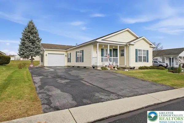 727 Kykuit Place, Forks Twp, PA 18040