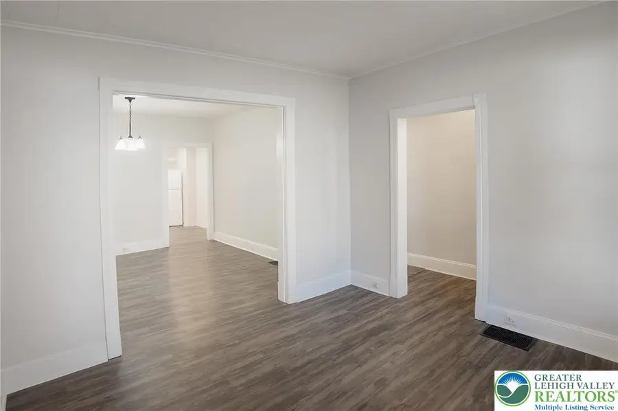 47 W Goepp Street, Bethlehem, PA 18018 - Image #2