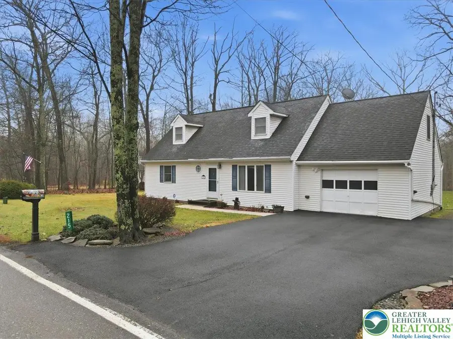 215 Tego Lake Road, East Stroudsburg, PA 18302 - Image #2