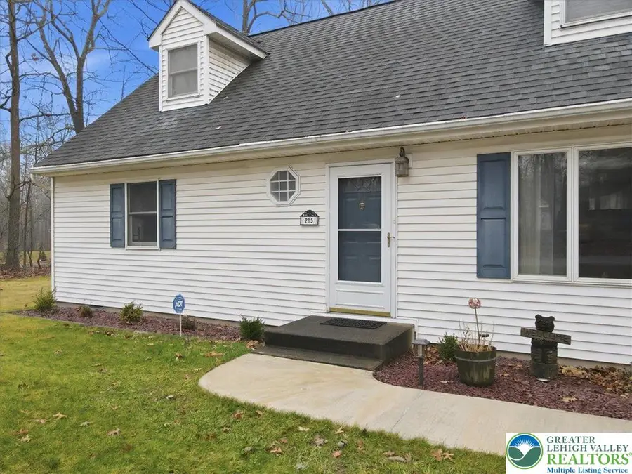 215 Tego Lake Road, East Stroudsburg, PA 18302 - Image #3