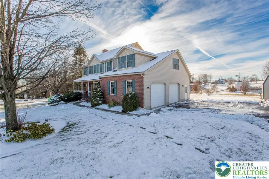 1747 Pen Argyl Road, Plainfield Township, PA 18072 - Image #2