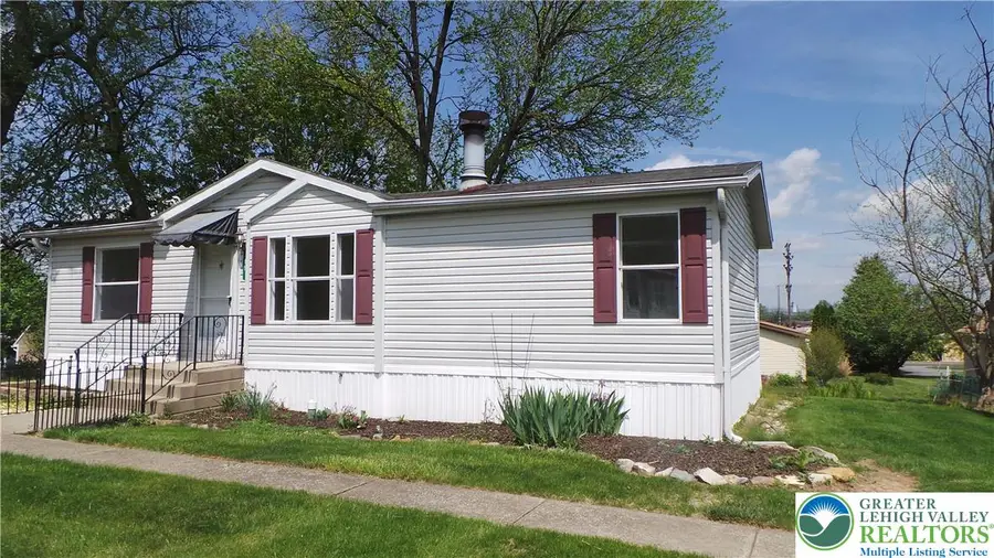 15 Canterbury Court, Forks Township, PA 18040 - Image #2