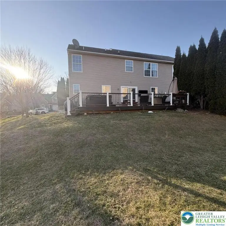1525 Cambridge Drive, Ancient Oaks, PA 18062 - Image #3