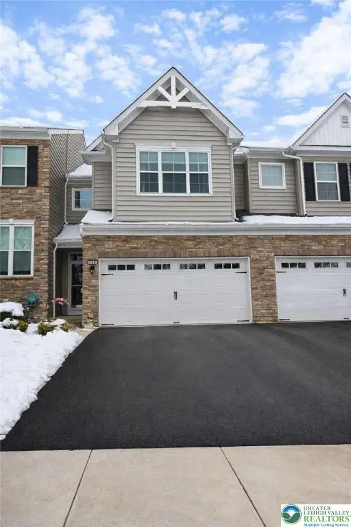 560 Gray Feather Way, Upper Macungie, PA 18104 - Image #1