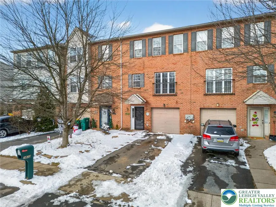 2823 Sequoia Drive, Lower Macungie Township, PA 18062 - Image #3