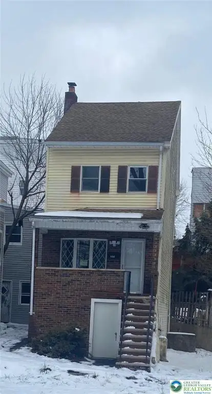 215 E Cherry Street, Shenandoah, PA 17976 - #1