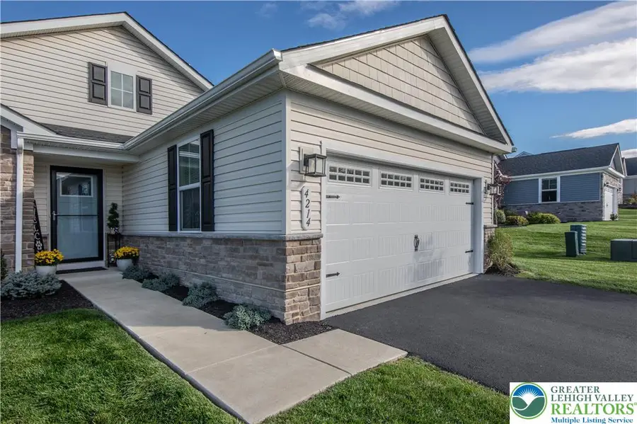 4214 Mimosa Lane, Whitehall, PA 18052 - Image #3