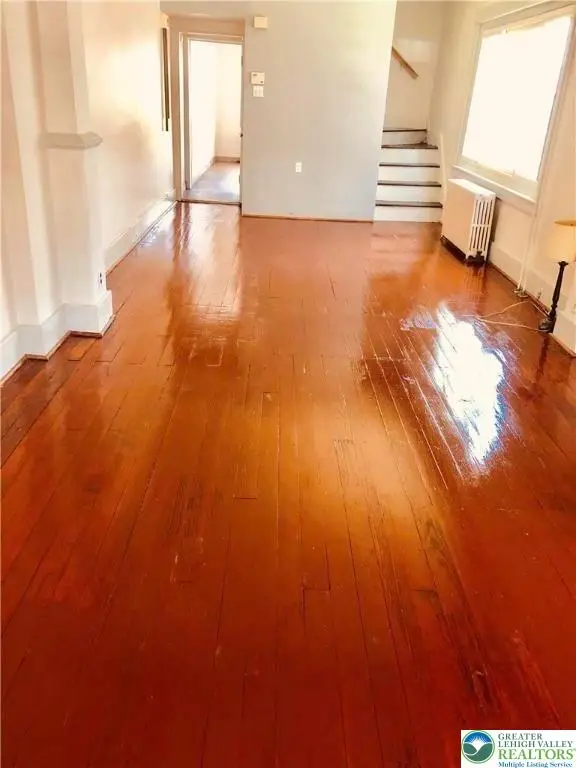 728 W Whitehall Street, Allentown, PA 18102 - Image #2