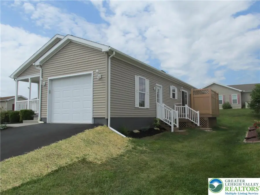 3813 Belcourt Road, Forks Township, PA 18040 - Image #2
