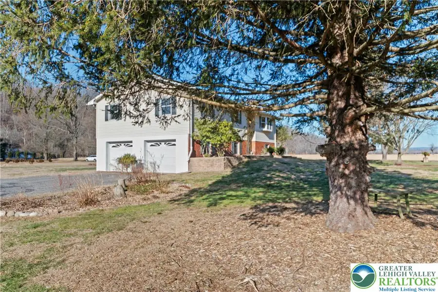 1 Cross Creek Lane, Upper Black Eddy, PA 18972 - Image #3