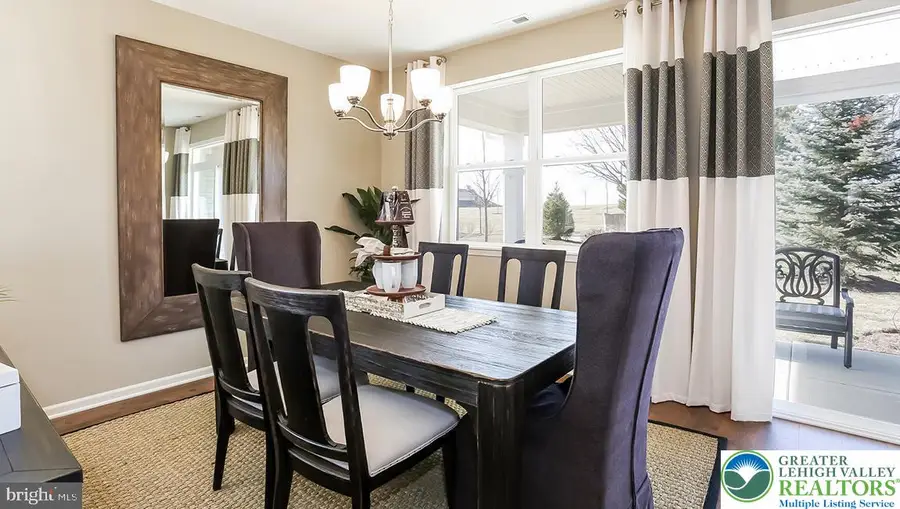 1534 Dresden Drive, Breinigsville, PA 18031 - Image #2