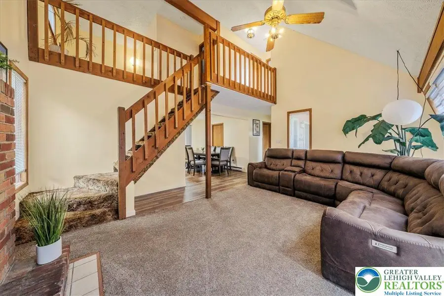 7646 Rainbow Drive, Coolbaugh Township, PA 18466 - Image #3