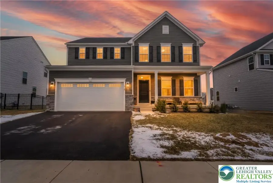 820 Hendon Lane, North Catasauqua, PA 18032 - Image #3