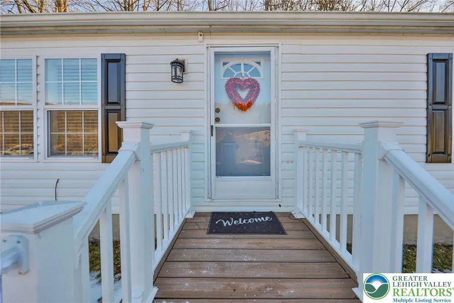 1215 Blue Mountain Circle, Ross, PA 18353 - Image #3