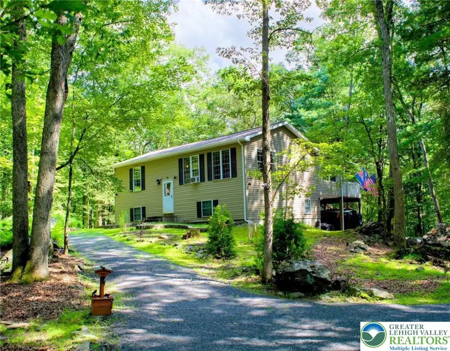 630 Wooddale Road, Middle Smithfield Township, PA 18302 - Image #2