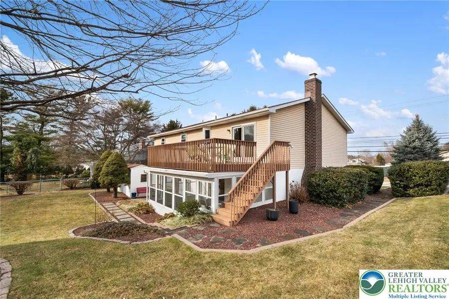 3320 Lincoln Avenue, Dorneyville, PA 18103 - Image #2