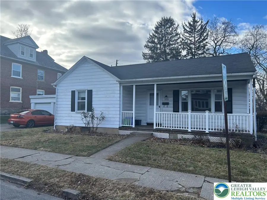 1037 Maple Street, Bethlehem, PA 18018 - Image #3