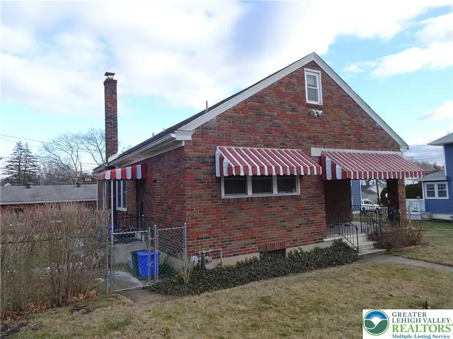 2012 Kemmerer Street, Bethlehem, PA 18017 - Image #2