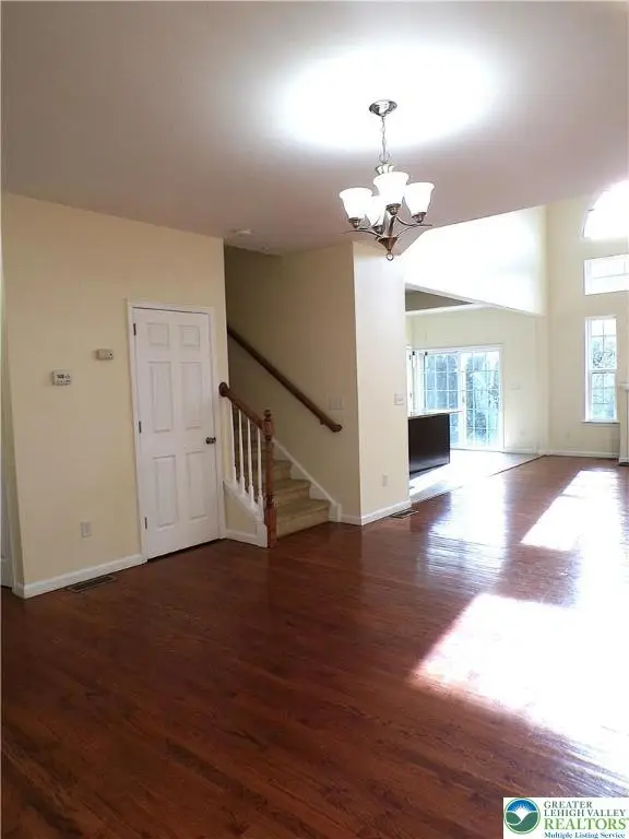 319 Milkweed Drive, Upper Macungie, PA 18104 - Image #3