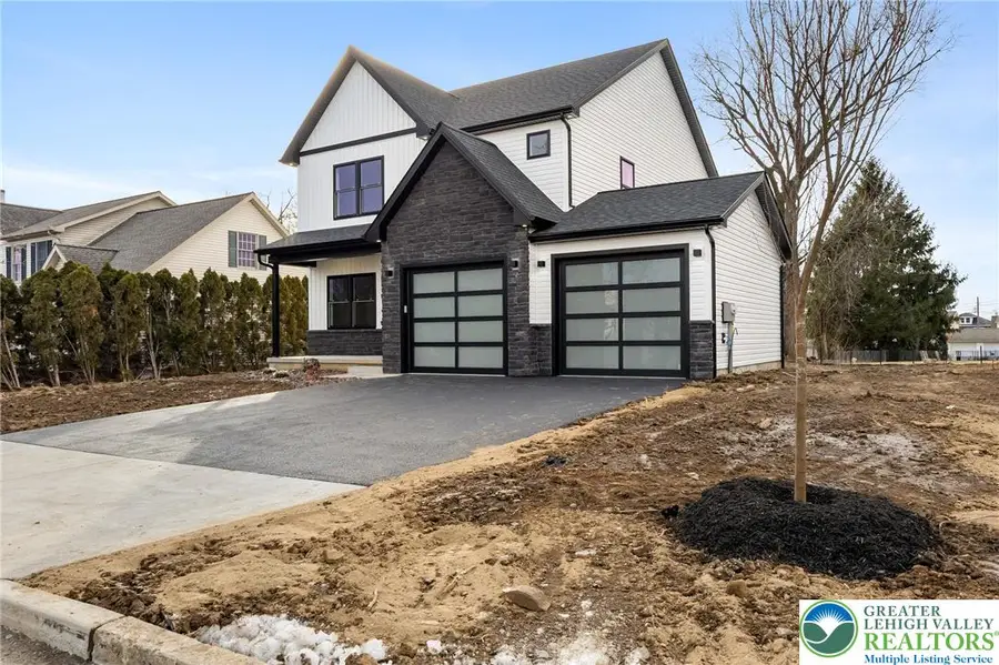 1330 Lincoln Street, North Catasauqua, PA 18032 - Image #3