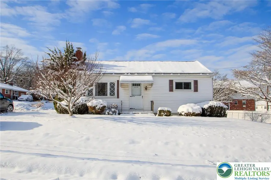 2376 S Fountain Street, Allentown, PA 18103 - Image #2