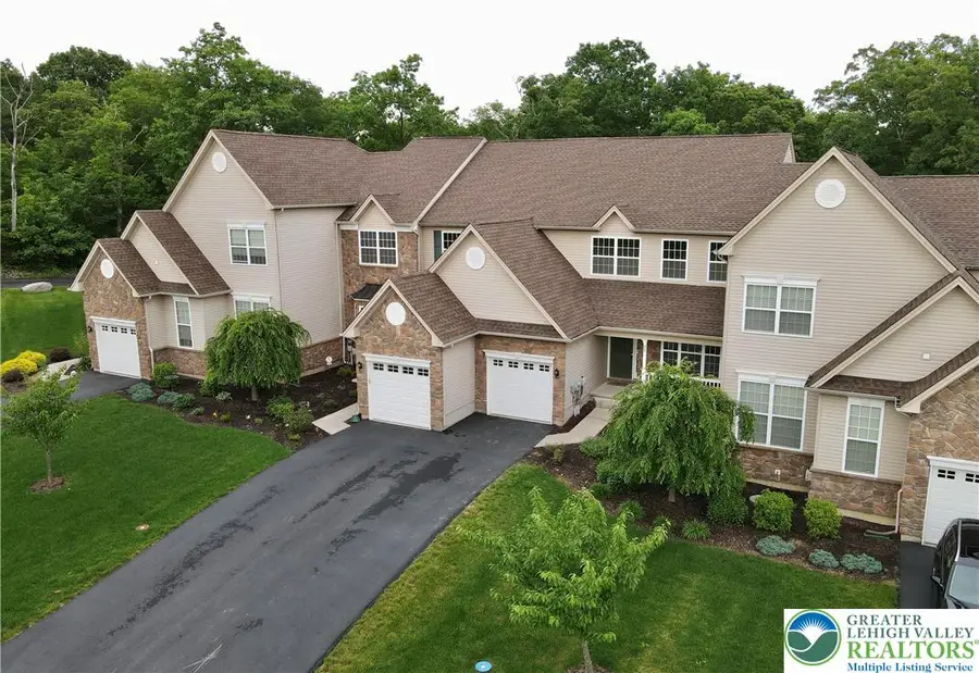 1824 Big Ridge Drive, Middle Smithfield Township, PA 18302 - Image #3
