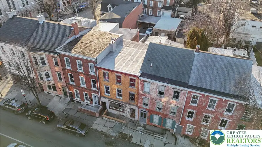 208 N 9th Street, Allentown, PA 18102 - #3