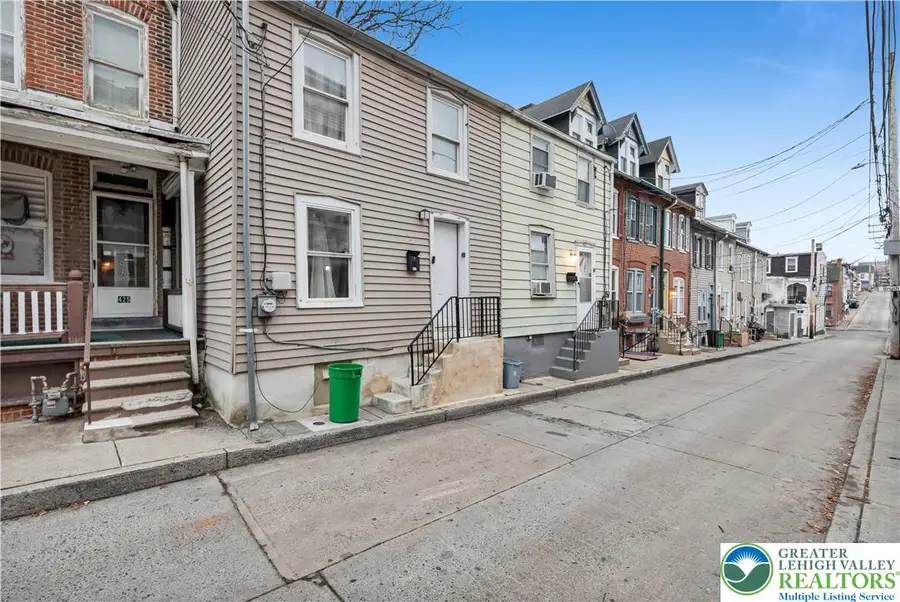 421 N Hall Street, Allentown, PA 18102 - Image #2