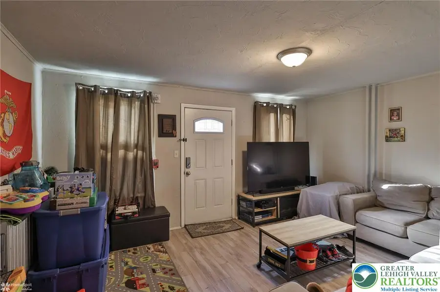 633 Berwick Street, Easton, PA 18042 - #3