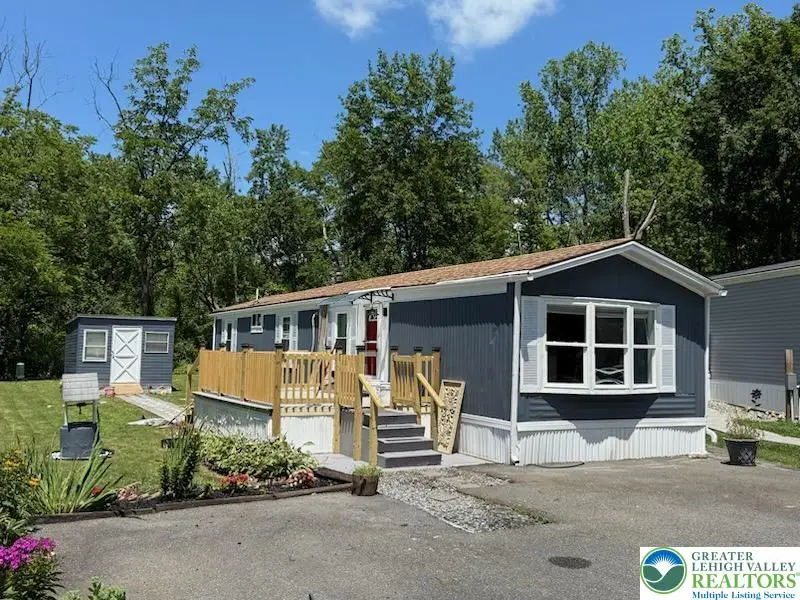 3449 Franklin Square, Moore Township, PA 18067 - #1