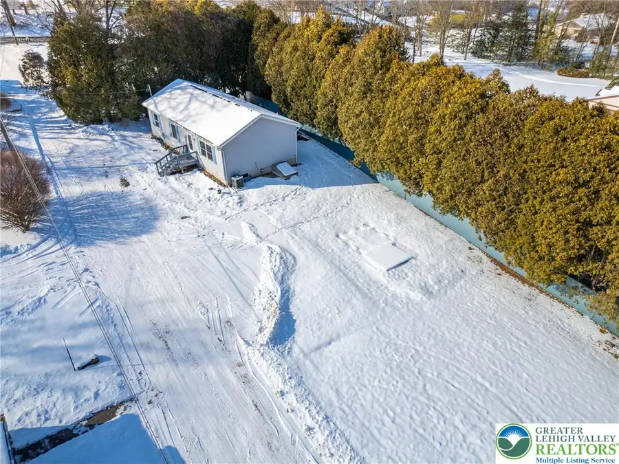 4859 Vera Cruz Road, Upper Milford, PA 18049 - Image #2