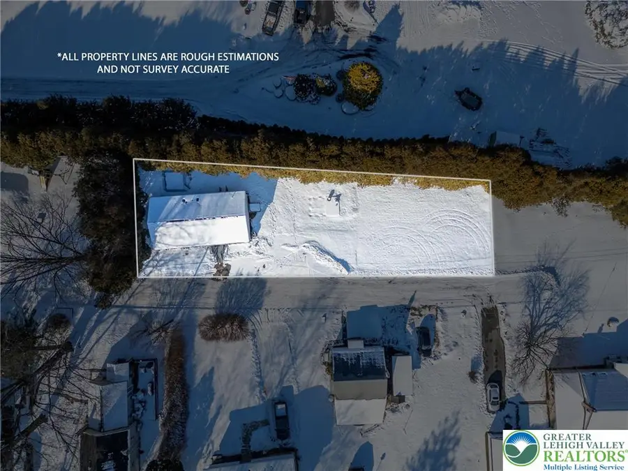 4859 Vera Cruz Road, Upper Milford, PA 18049 - Image #3