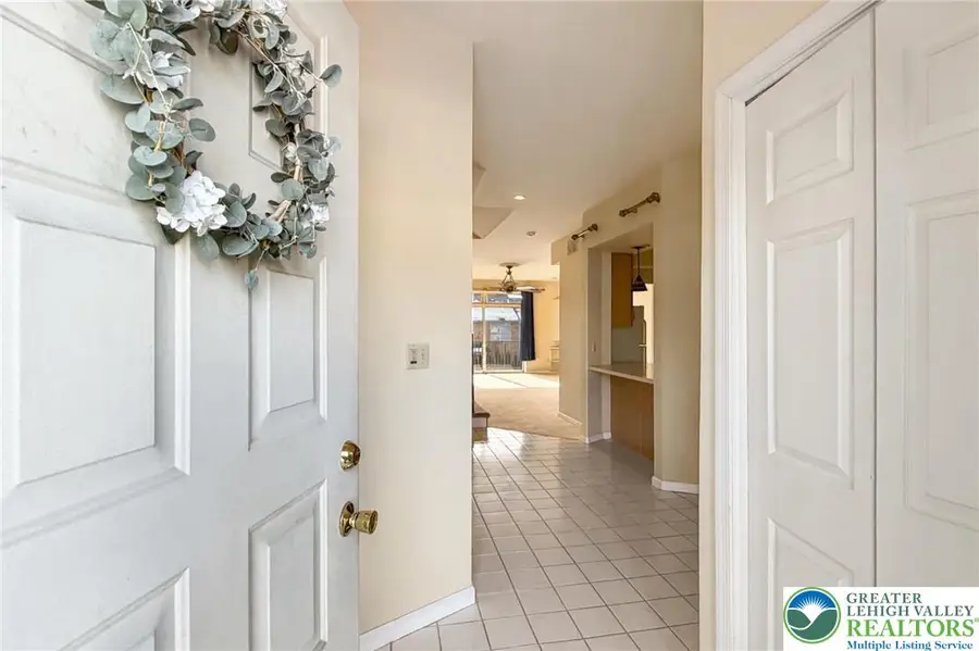 1652 Harding Circle, Fullerton, PA 18052 - #3