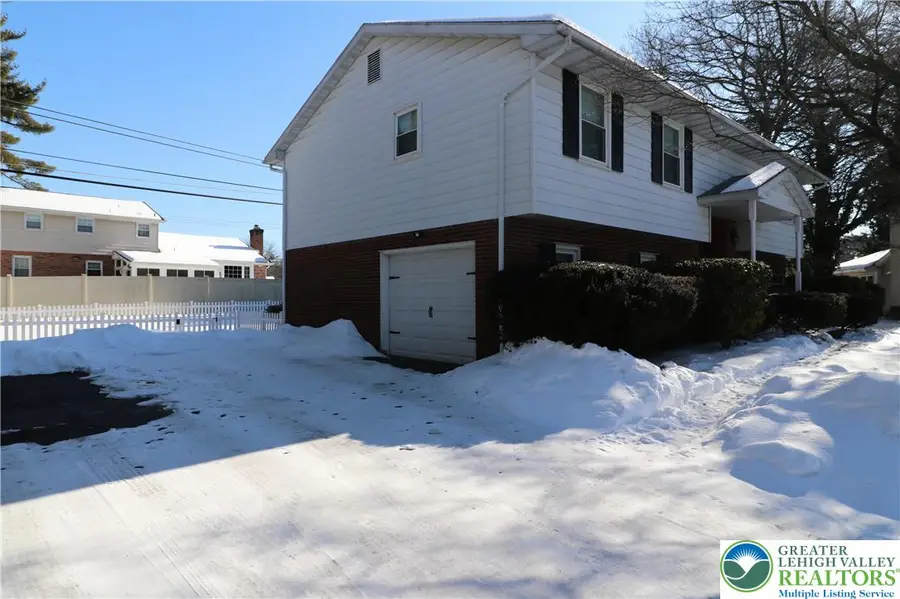 3045 Olivia Circle, Dorneyville, PA 18103 - #3