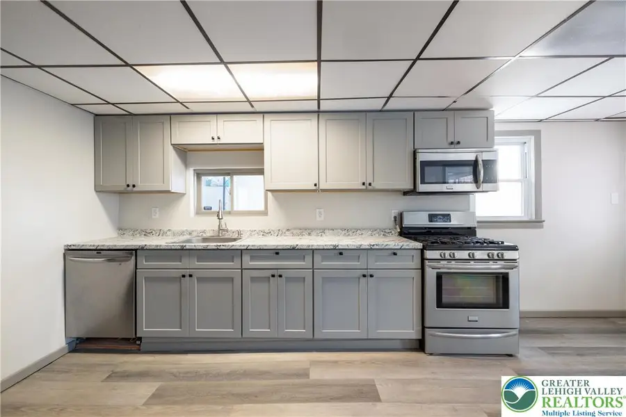 231 N Peach Street, Allentown, PA 18102 - Image #3