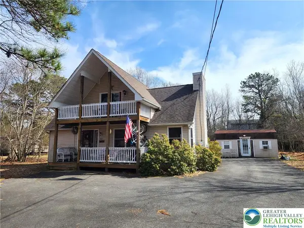 11 Bishop Circle, Penn Forest Twp, PA 18210