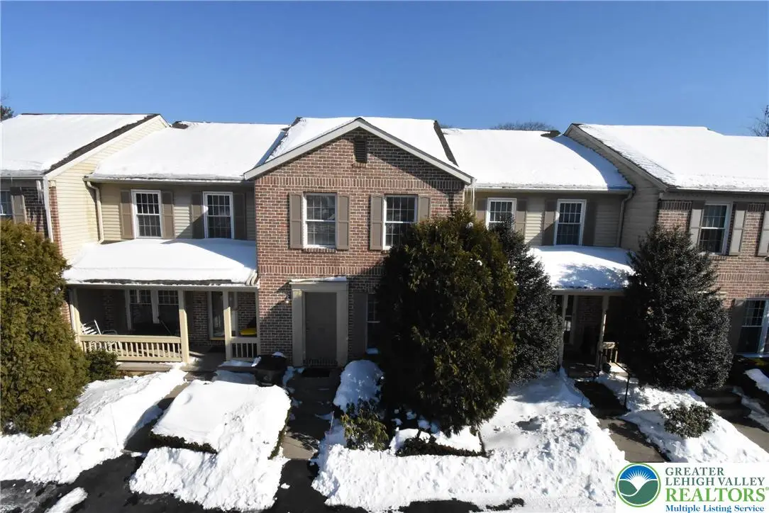 573 Ponds Edge Lane #A4, Upper Macungie, PA 18104 - Image #1