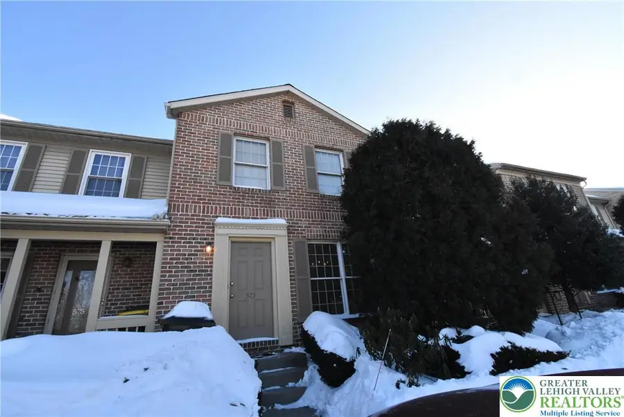 573 Ponds Edge Lane #A4, Upper Macungie, PA 18104 - Image #2