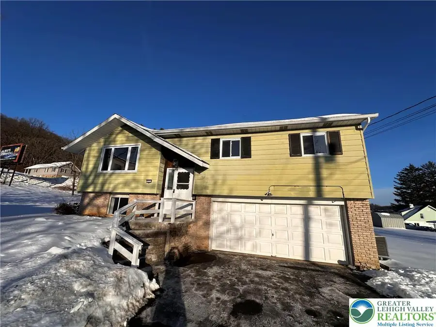 1221 Byfield Street, Salisbury Township, PA 18103 - Image #2