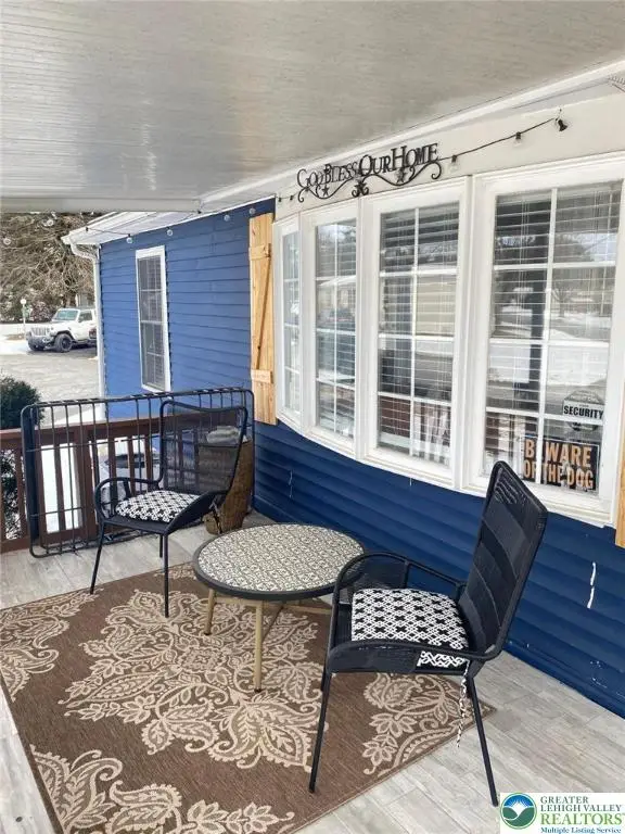 8755 Breinig Run Circle, Breinigsville, PA 18031 - Image #3