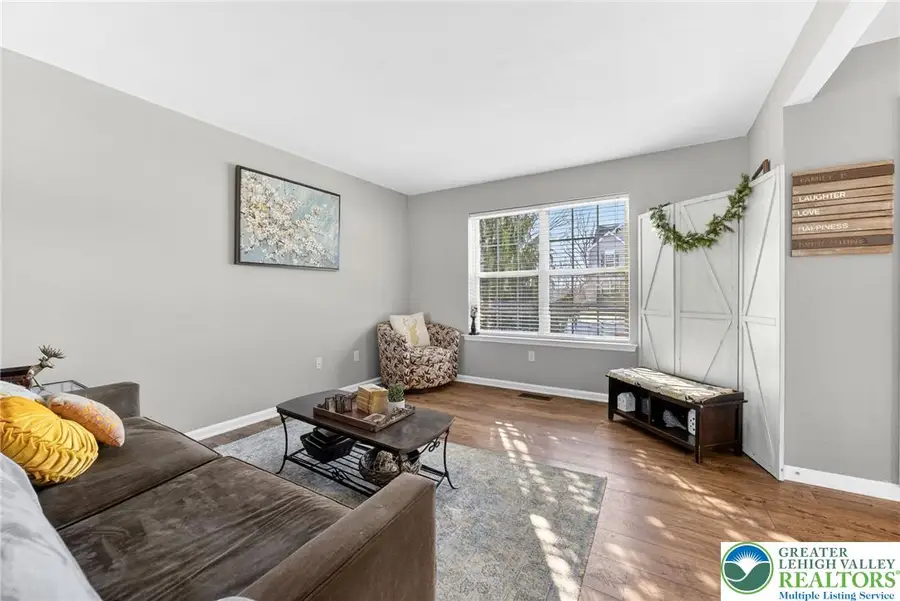 4609 Troxell Drive, Egypt, PA 18052 - Image #3