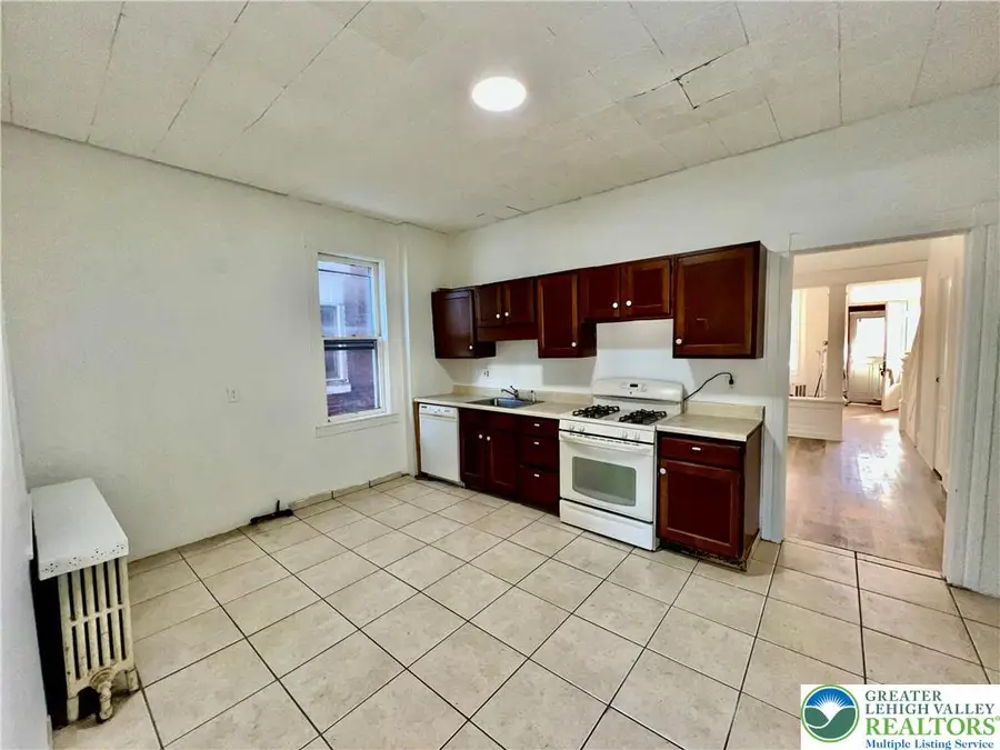 1307 Washington Street, Easton, PA 18042 - #3