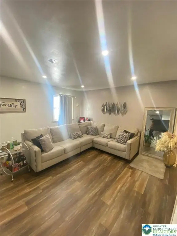 2268 Grove Road, Hanover, PA 18109 - Image #3