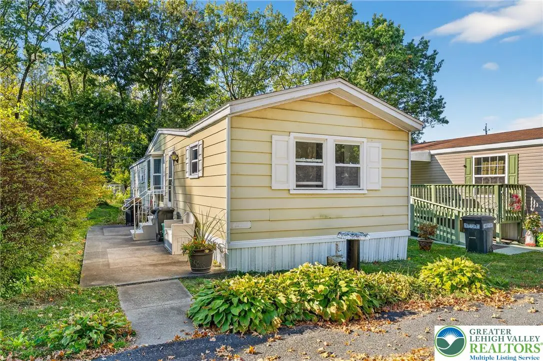 8220 Airport Road #4, Northampton, PA 18067 - #1