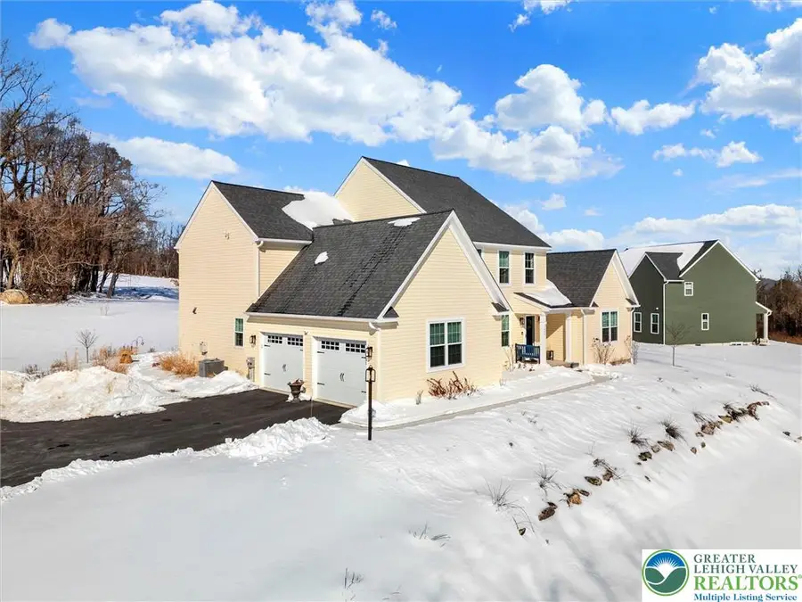 2645 Longridge Drive, Lower Saucon Township, PA 18055 - #2