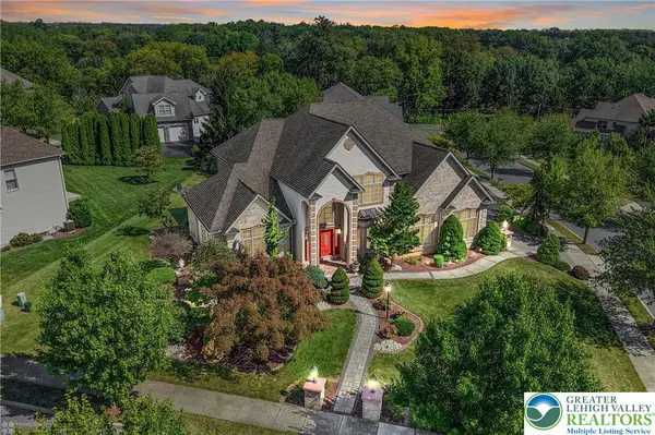 19 Springwood Drive, Allentown City, PA 18104