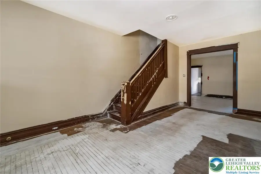 1132 W Allen Street, Allentown, PA 18102 - Image #3