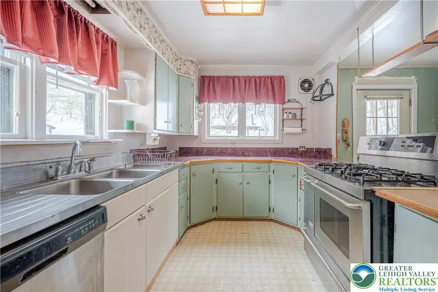 782 Uniontown Road, Phillipsburg, NJ 08865 - #3