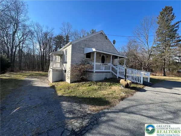3749 Mountain View Drive, Lehigh Twp, PA 18038